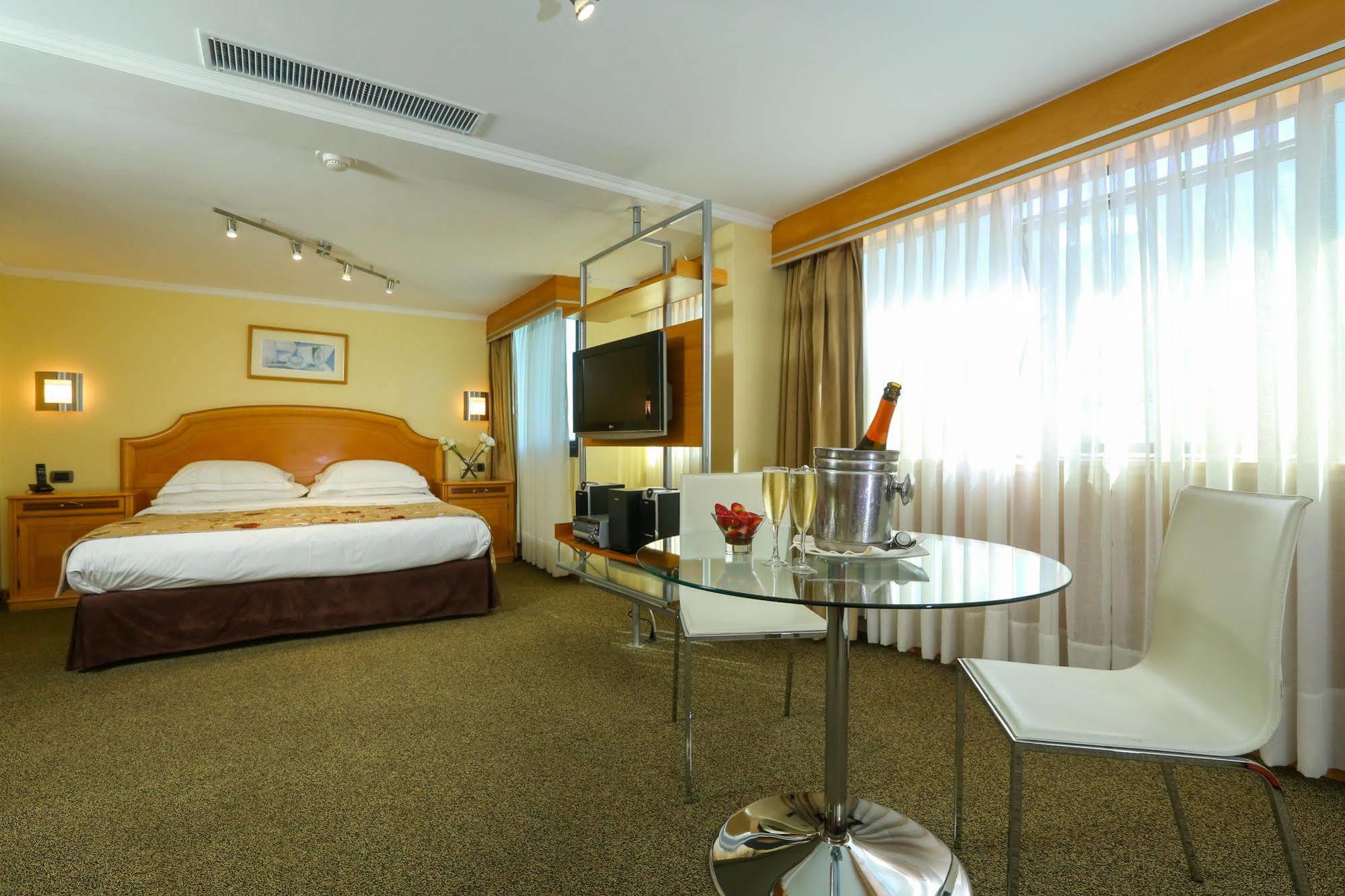 Hotel Ankara Vina del Mar Bagian luar foto